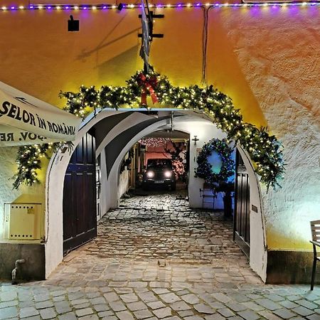 Guesthouse Postavarului Braszów Zewnętrze zdjęcie