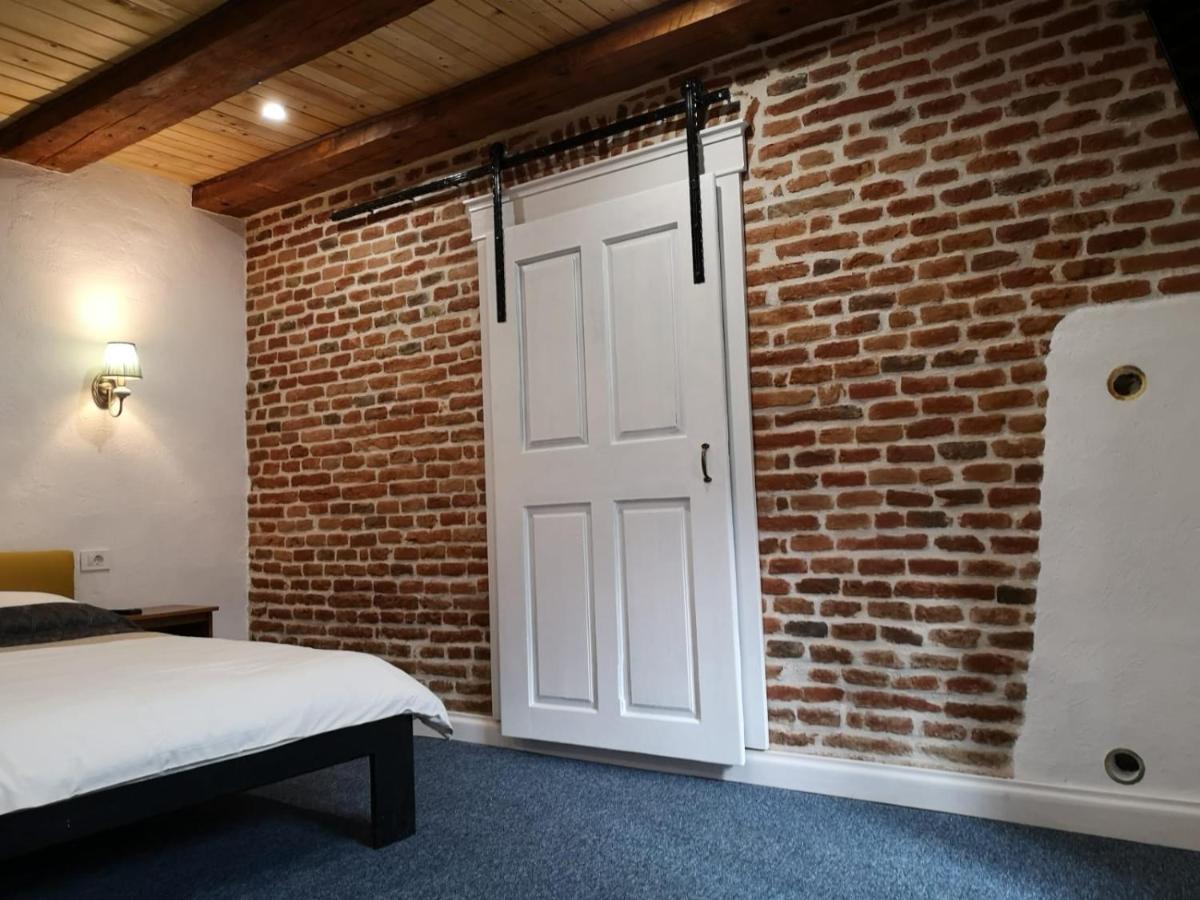 Guesthouse Postavarului Braszów Zewnętrze zdjęcie