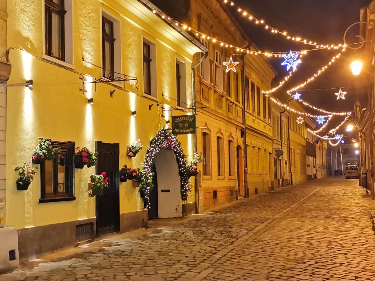 Guesthouse Postavarului Braszów Zewnętrze zdjęcie