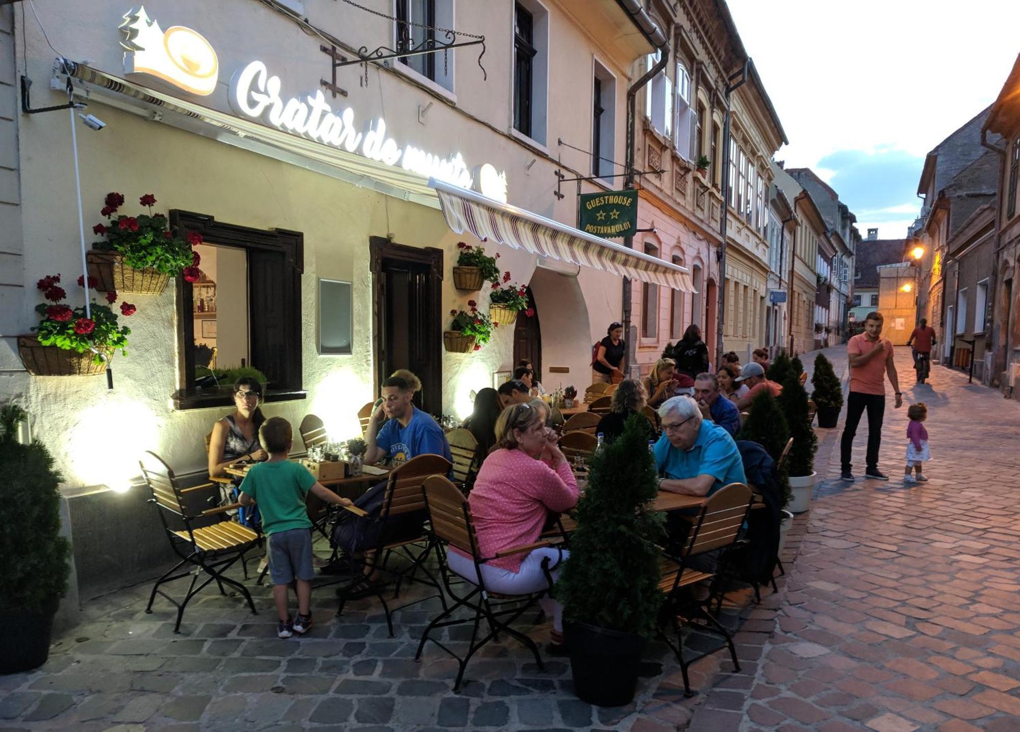 Guesthouse Postavarului Braszów Zewnętrze zdjęcie