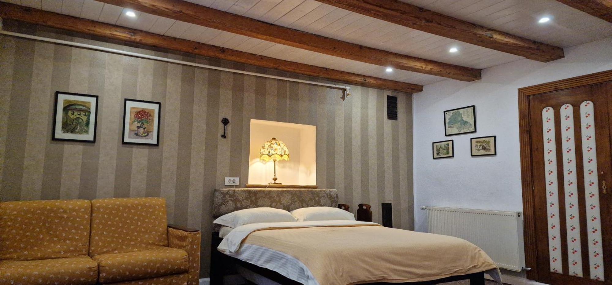 Guesthouse Postavarului Braszów Zewnętrze zdjęcie